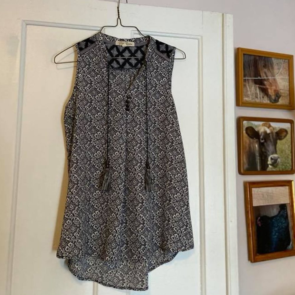 Rewind Floral Tank M Tassel Strings Flowy